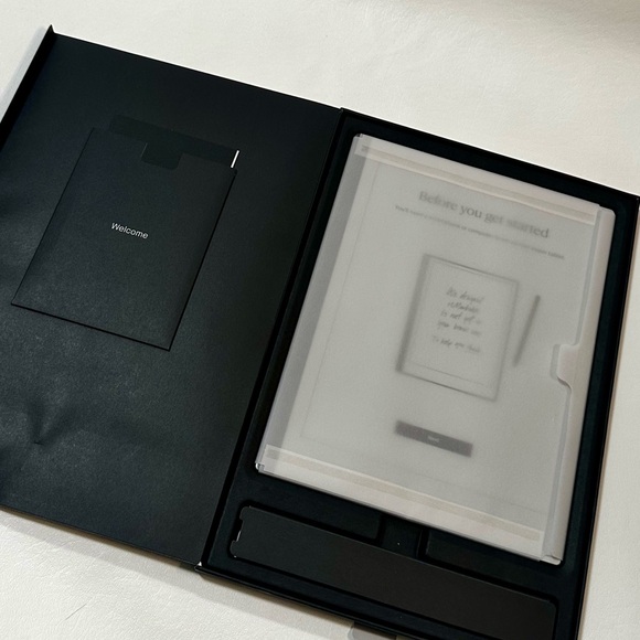 Remarkable 2 Great Condition with pen - Picture 5 of 8